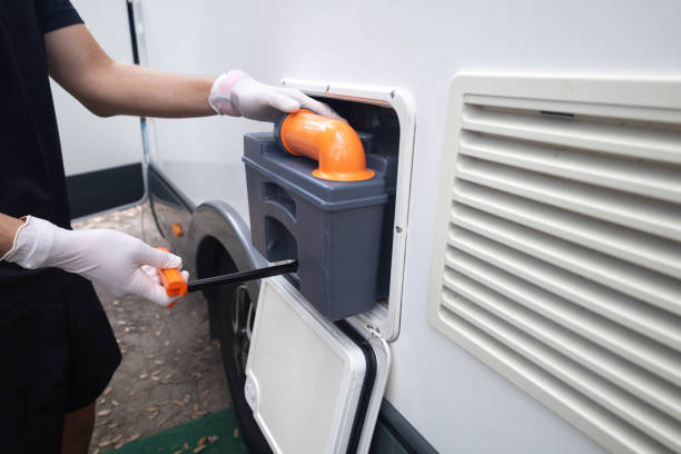 Porta potty delivery and setup in Village Shires, PA